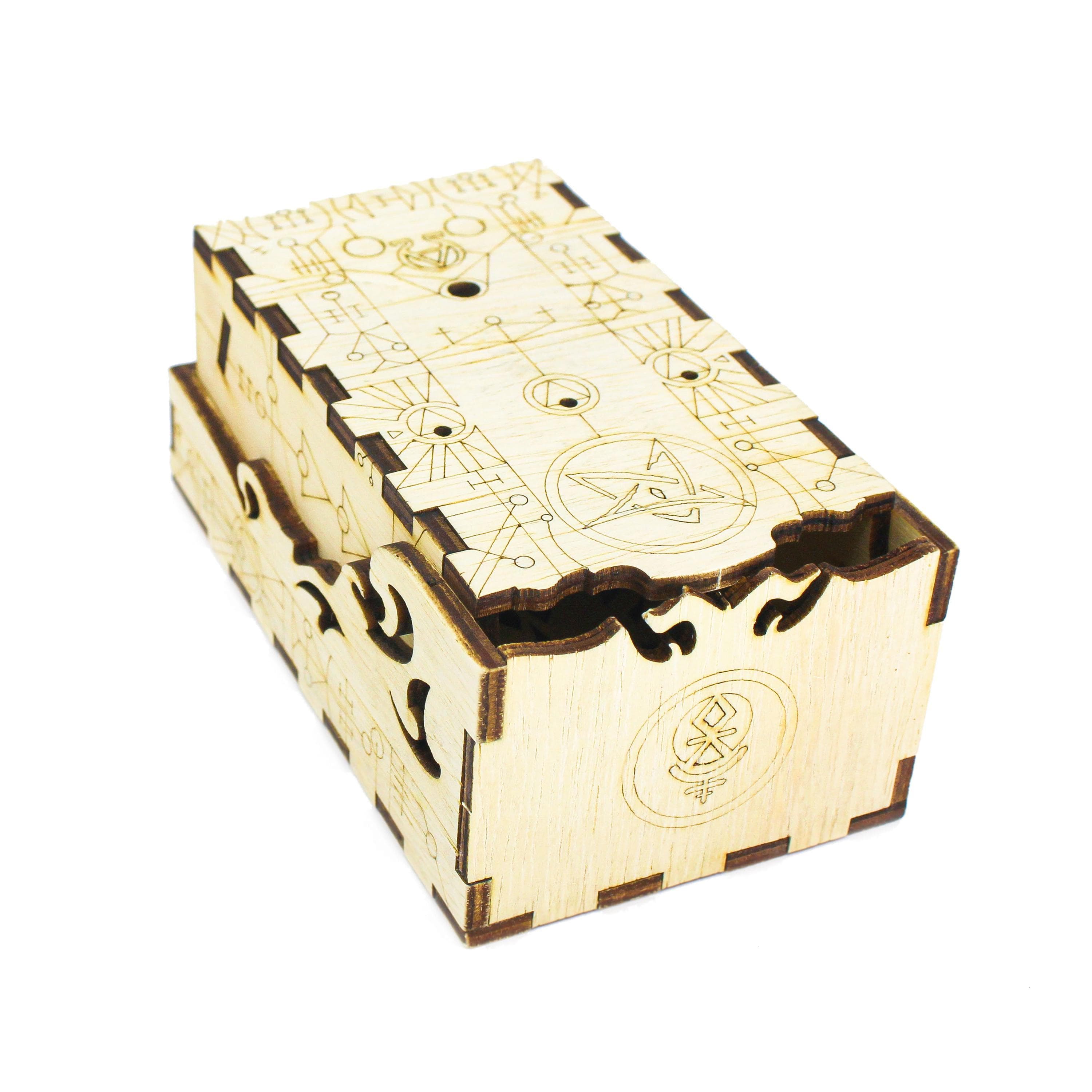 Cthulhu Dice Tower and Tray | Laser-Engraved (Wood) | Arkham Horror DnD RPG Accessory | Gaming gift Supporting Image 5